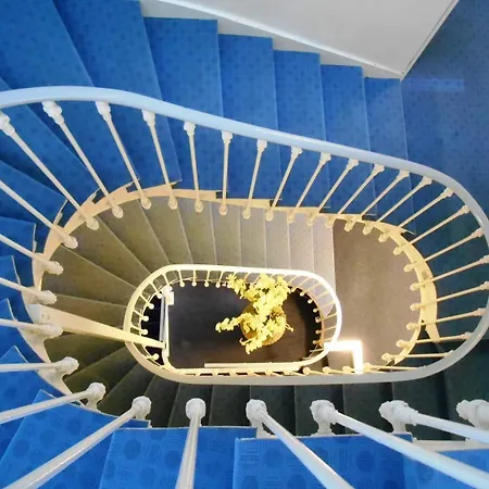 Hotel De L'ocean La Rochelle (Charente-Maritime)